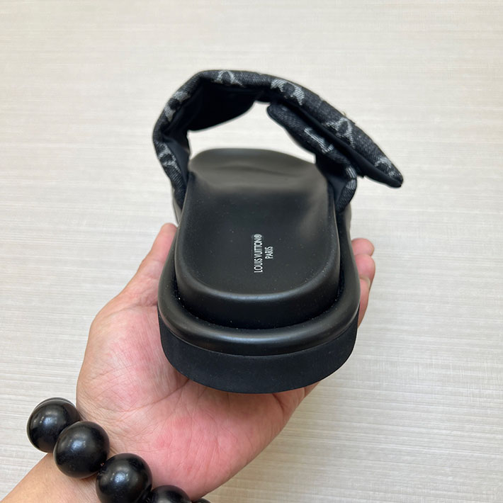 メンズ・レディース兼用 ルイヴィトン サンダル LV プールピロー・ライン ミュール モノグラム 2629023 ルイヴィトン 靴 新作 - 画像 (6)