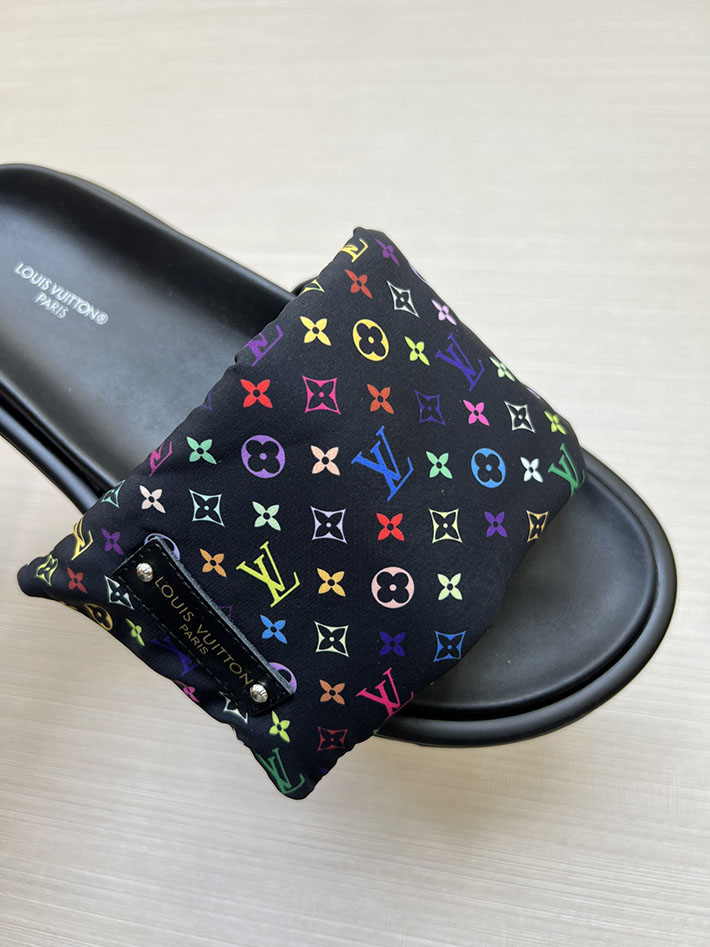 メンズ・レディース兼用 ルイヴィトン サンダル LV プールピロー・ライン ミュール モノグラム 2629025 ルイヴィトン デニム レディース - 画像 (7)