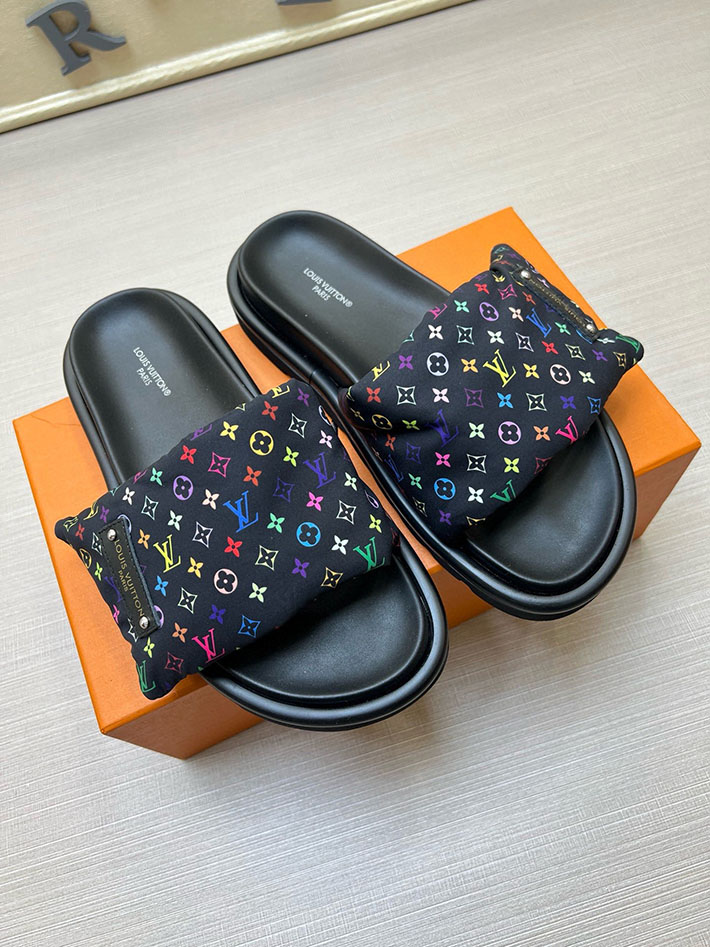メンズ・レディース兼用 ルイヴィトン LV x TM プールピロー ミュール サンダル 2629032 ヴィトン サンダル レディース - 画像 (9)
