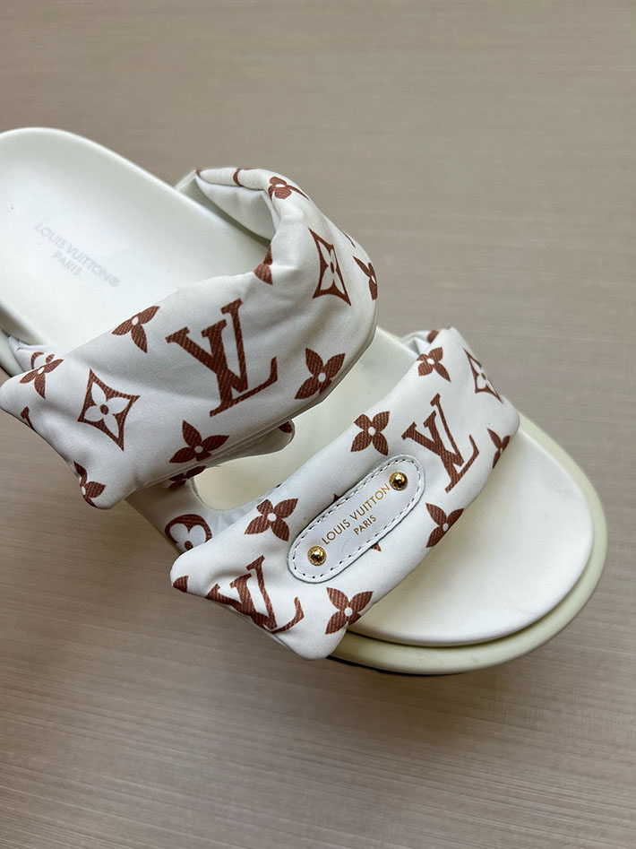 メンズ・レディース兼用 ルイヴィトン LV ボンディア サンダル デニム プールピロー ミュール 2629037 ルイヴィトン 靴 白 - 画像 (7)