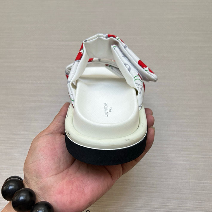 メンズ・レディース兼用 ルイヴィトン LV ボンディア サンダル デニム プールピロー ミュール 2629038 ルイヴィトン 靴 新作 - 画像 (5)