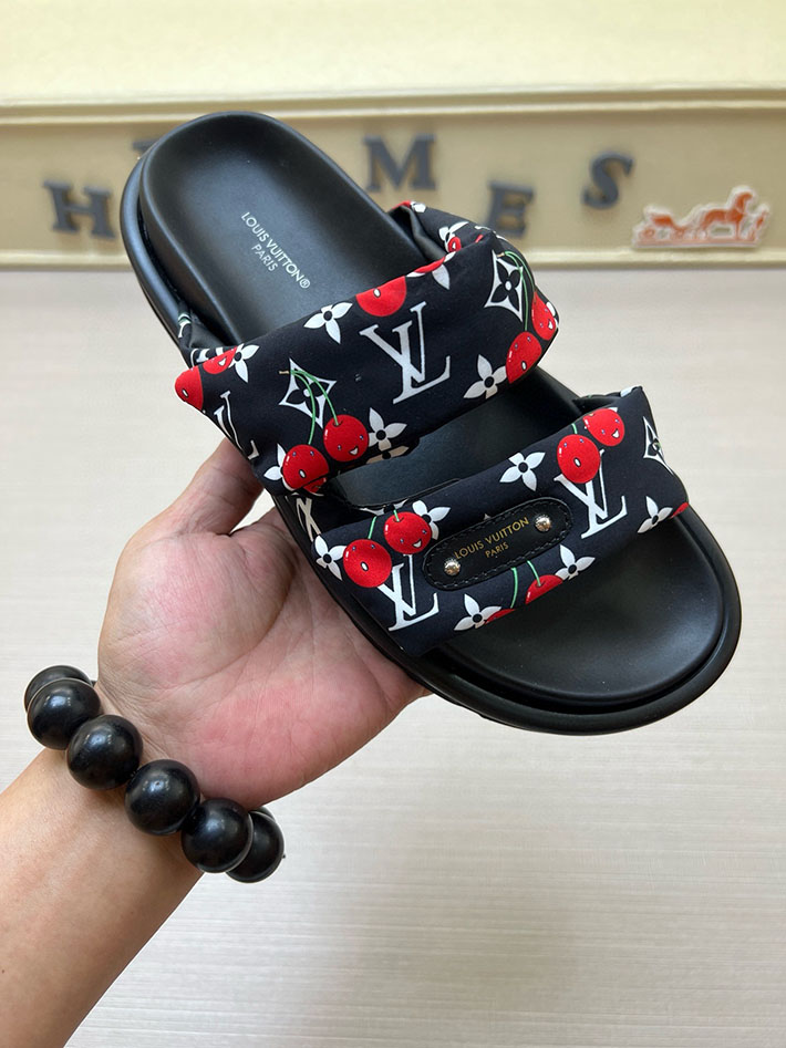 メンズ・レディース兼用 ルイヴィトン LV ボンディア サンダル デニム プールピロー ミュール 2629039 ルイヴィトン 靴 値段 - 画像 (3)