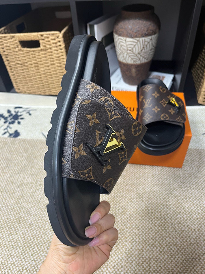 メンズ・レディース兼用 ルイヴィトン LV ウォーター フロント ライン サンダル モノグラム 2629051 ルイヴィトン 靴 新作 - 画像 (7)