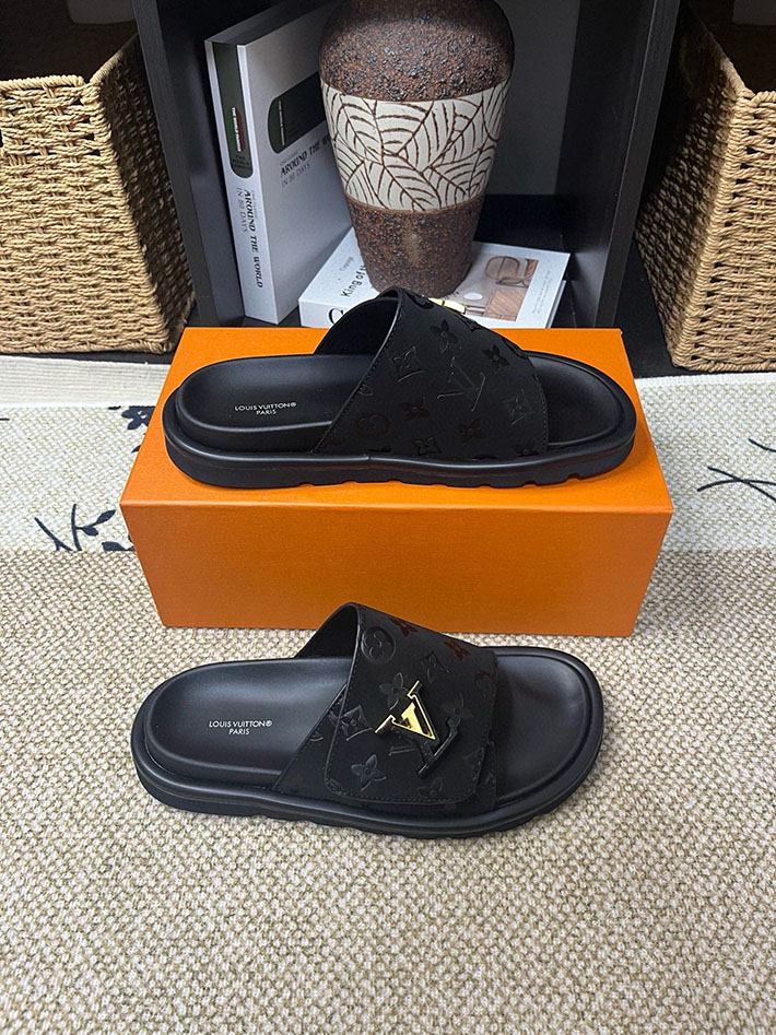 メンズ・レディース兼用 ルイヴィトン LV ウォーター フロント ライン サンダル モノグラム 2629052 ルイヴィトン 靴 黒 - 画像 (9)