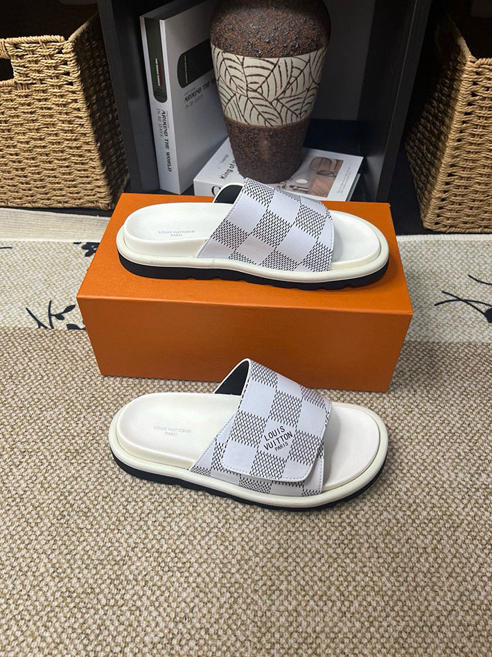 メンズ・レディース兼用 ルイヴィトン LV ウォーター フロント ライン サンダル モノグラム 2629053 ルイヴィトン 靴 白 - 画像 (8)