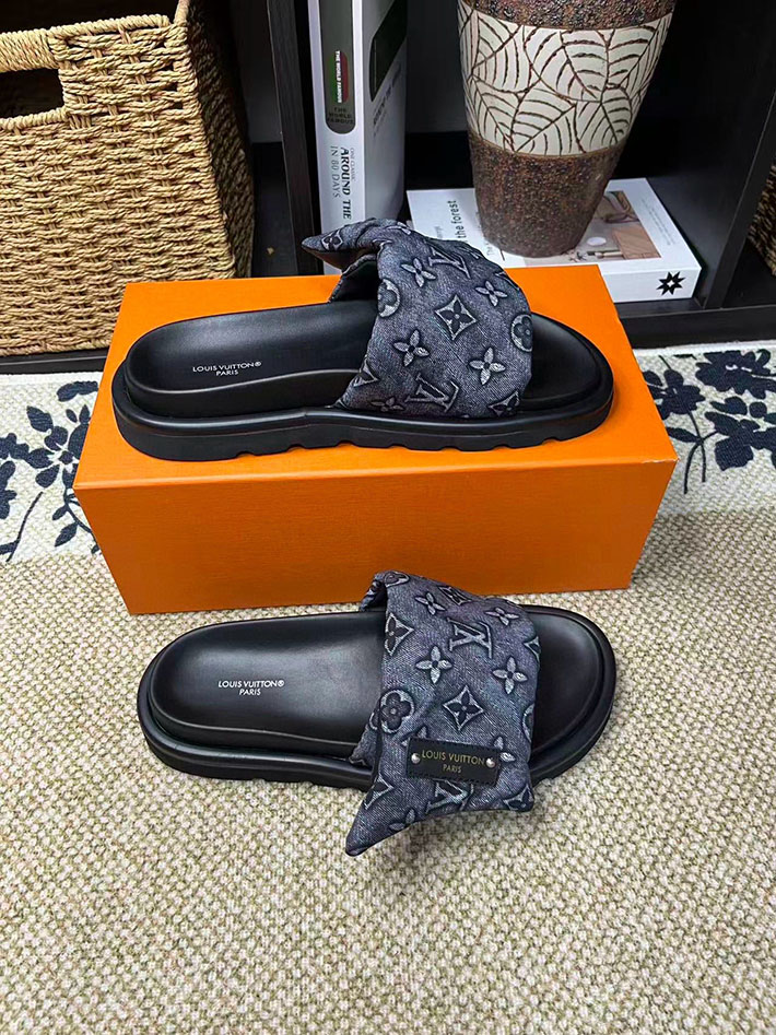 メンズ・レディース兼用 ルイヴィトン LV プールピローライン フラット コンフォート ミュール フラットサンダル 2629065 ヴィトン サンダル レディース - 画像 (9)