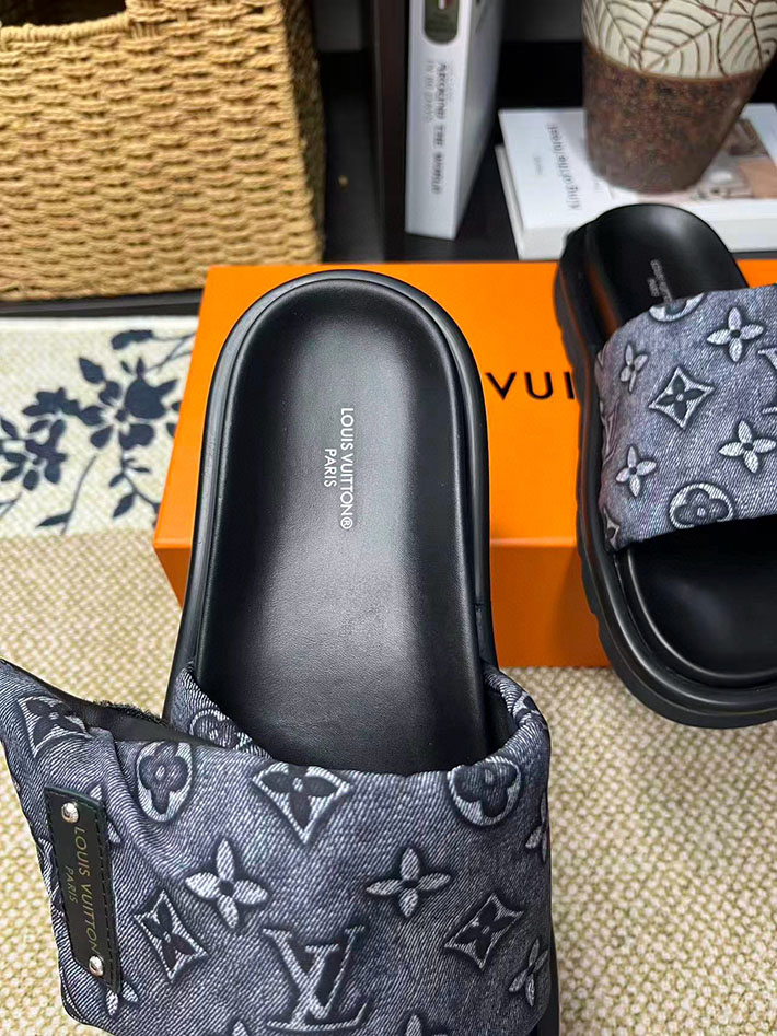 メンズ・レディース兼用 ルイヴィトン LV プールピローライン フラット コンフォート ミュール フラットサンダル 2629065 ヴィトン サンダル レディース - 画像 (8)