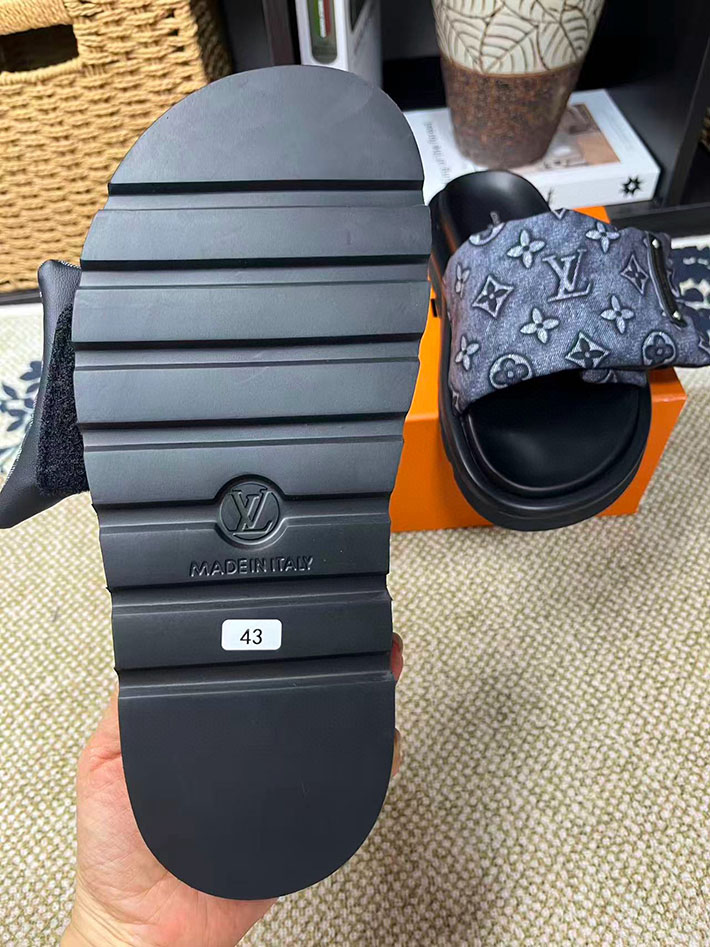 メンズ・レディース兼用 ルイヴィトン LV プールピローライン フラット コンフォート ミュール フラットサンダル 2629065 ヴィトン サンダル レディース - 画像 (3)