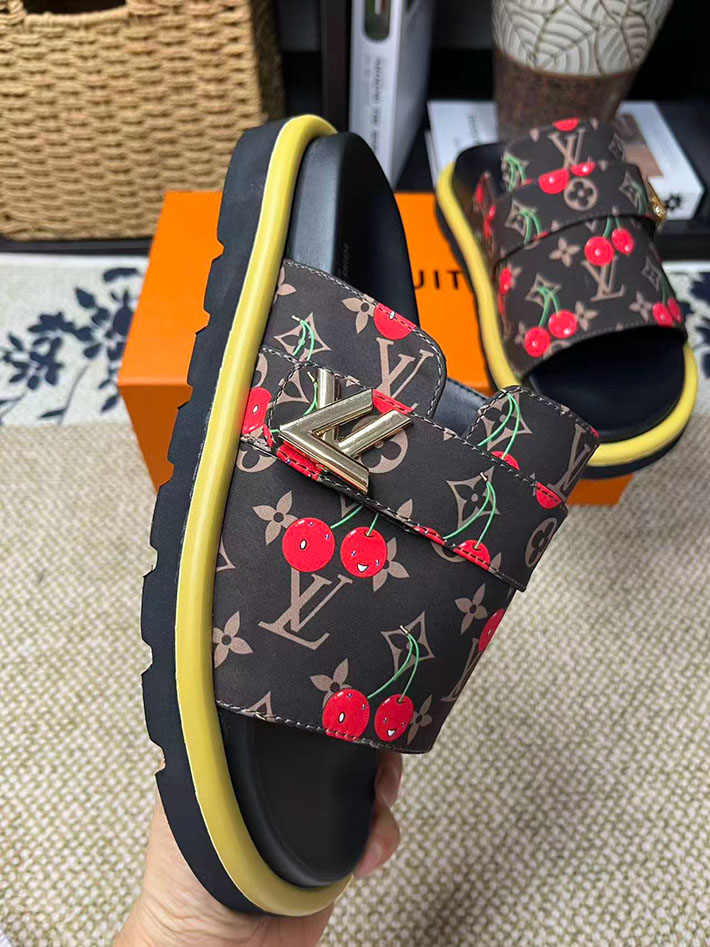 メンズ・レディース兼用 ルイヴィトン LV プールピローライン フラット コンフォート ミュール フラットサンダル 2629066 ヴィトン サンダル 厚底 - 画像 (5)
