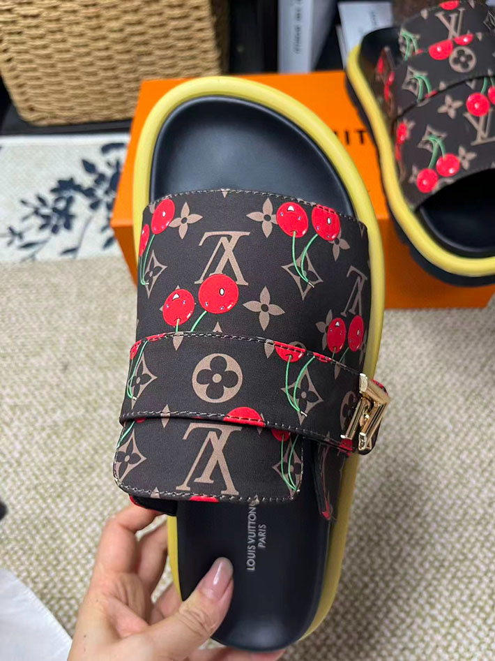 メンズ・レディース兼用 ルイヴィトン LV プールピローライン フラット コンフォート ミュール フラットサンダル 2629066 ヴィトン サンダル 厚底 - 画像 (4)