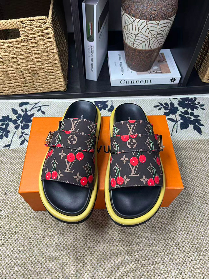 メンズ・レディース兼用 ルイヴィトン LV プールピローライン フラット コンフォート ミュール フラットサンダル 2629066 ヴィトン サンダル 厚底 - 画像 (3)