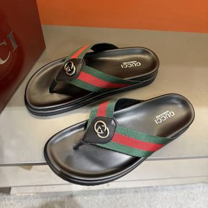 グッチ 靴 サンダル