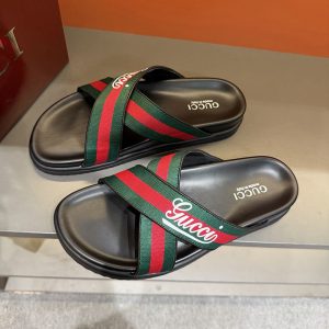 グッチ 靴 メンズ