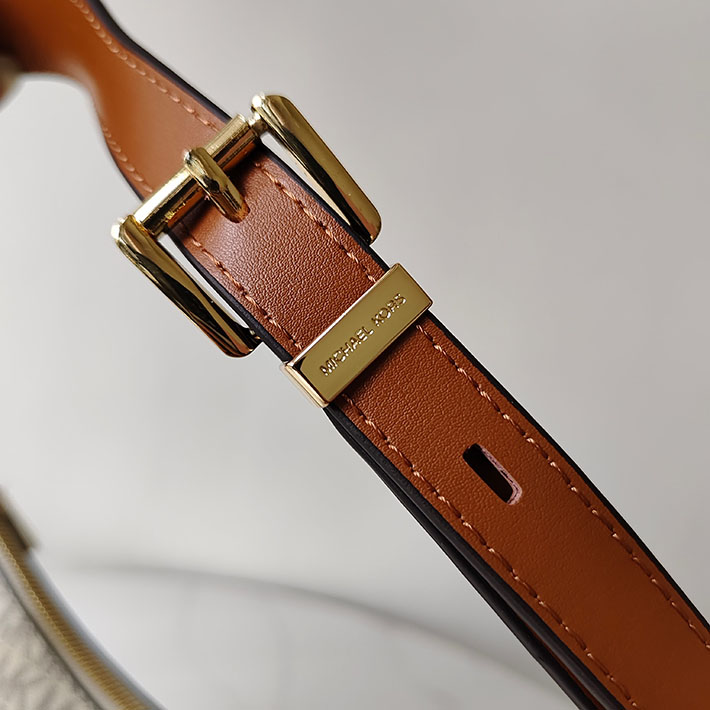最高級マイケルコーススーパーコピー NOLITA トップジップ コンバーチブル ショルダー ミディアム バニラ/エイコーン 2629195 マイケルコース バッグ アウトレット - 画像 (5)