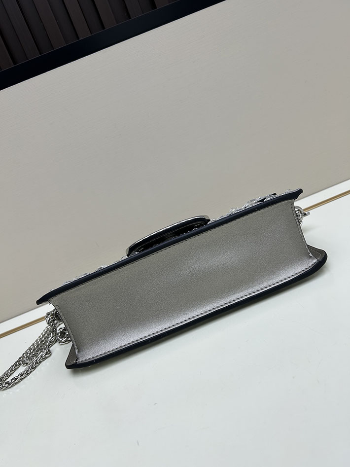 ヴァレンティノ バッグ 人気 VALENTINO ガラヴァーニ クラッチバッグ ショルダーバッグ ビジュー シルバー 2629199 ヴァレンティノ バッグ セール - 画像 (4)