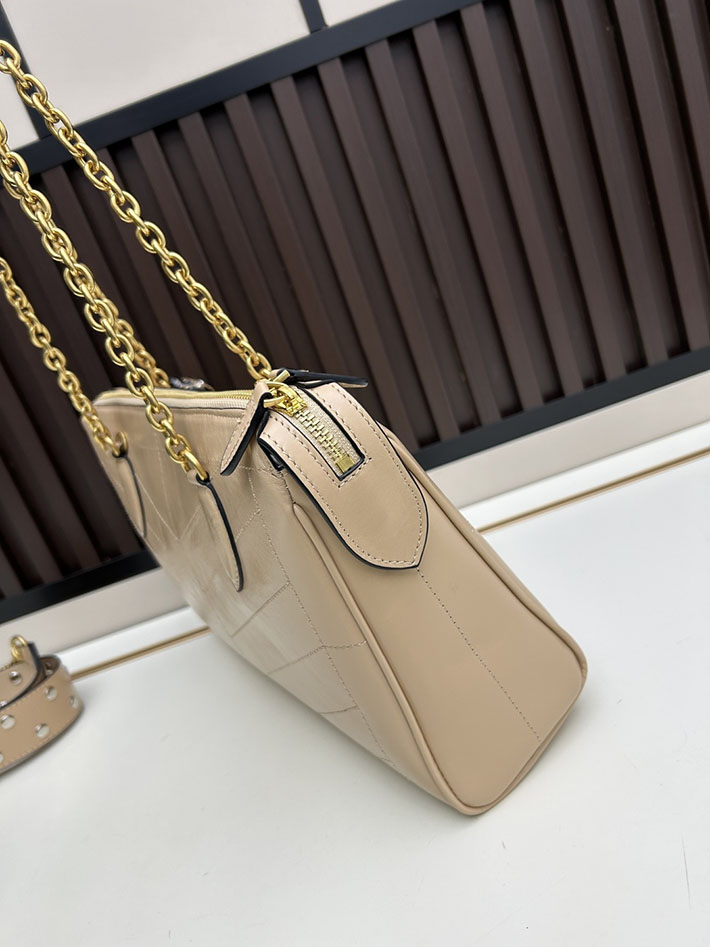 ヴァレンティノ バッグ 人気 VALENTINO ガラヴァーニ パンテア シェブロンパターン ナッパレザー ベージュ 2629205 ヴァレンティノ トートバッグ - 画像 (7)