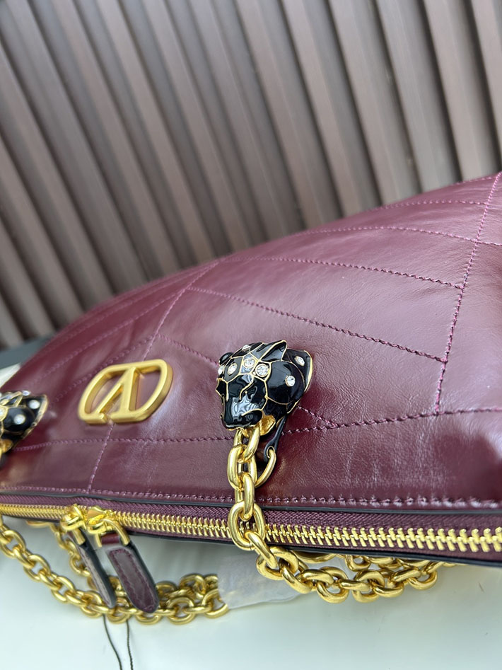 ヴァレンティノ バッグ 人気 VALENTINO ガラヴァーニ パンテア シェブロンパターン ナッパレザー ボルドー 2629206 ヴァレンティノ バッグ アウトレット - 画像 (4)