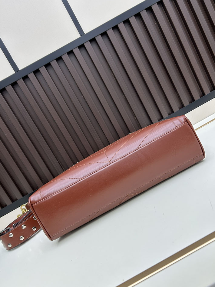 ヴァレンティノ バッグ 人気 VALENTINO ガラヴァーニ パンテア シェブロンパターン ナッパレザー ブラウン 2629207 ヴァレンティノ ショルダーバッグ - 画像 (5)
