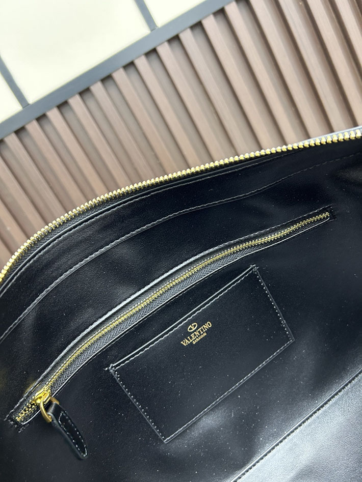 ヴァレンティノ バッグ 人気 VALENTINO ガラヴァーニ パンテア シェブロンパターン ナッパレザー ブラック 2629208 ヴァレンティノ バッグ 人気 - 画像 (2)