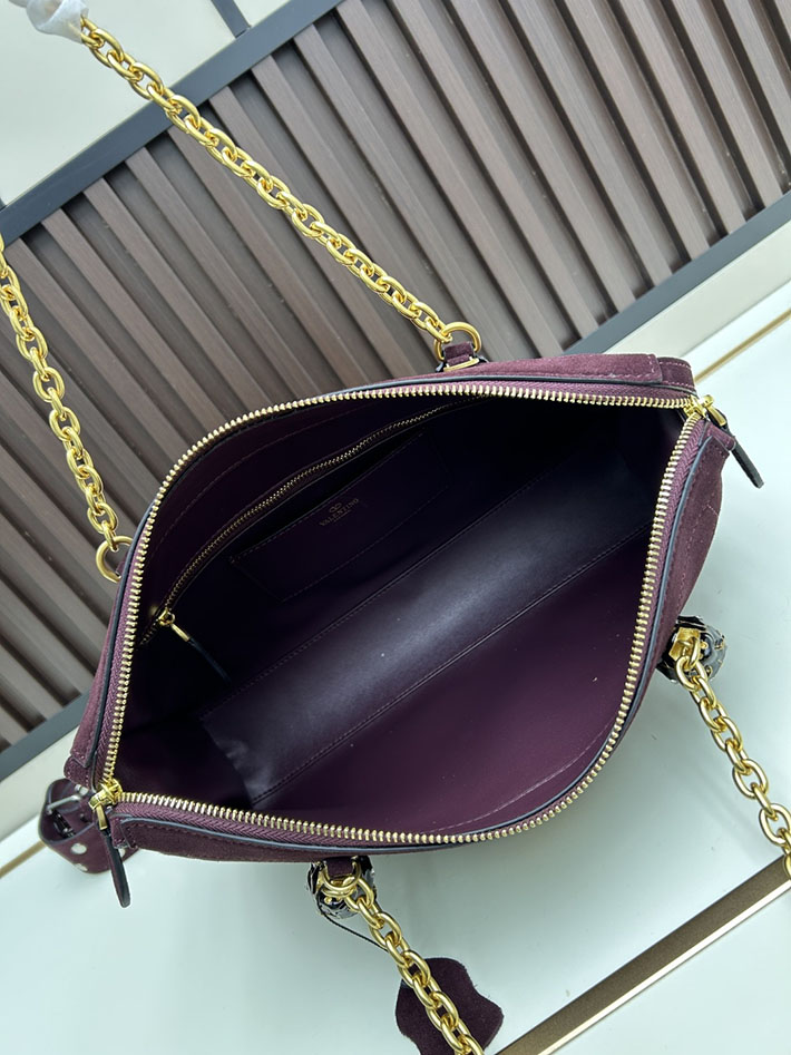 ヴァレンティノ バッグ 人気 VALENTINO ガラヴァーニ パンテア シェブロンパターン ナッパレザー ボルドー 2629209 ヴァレンティノ バッグ 昔 - 画像 (3)