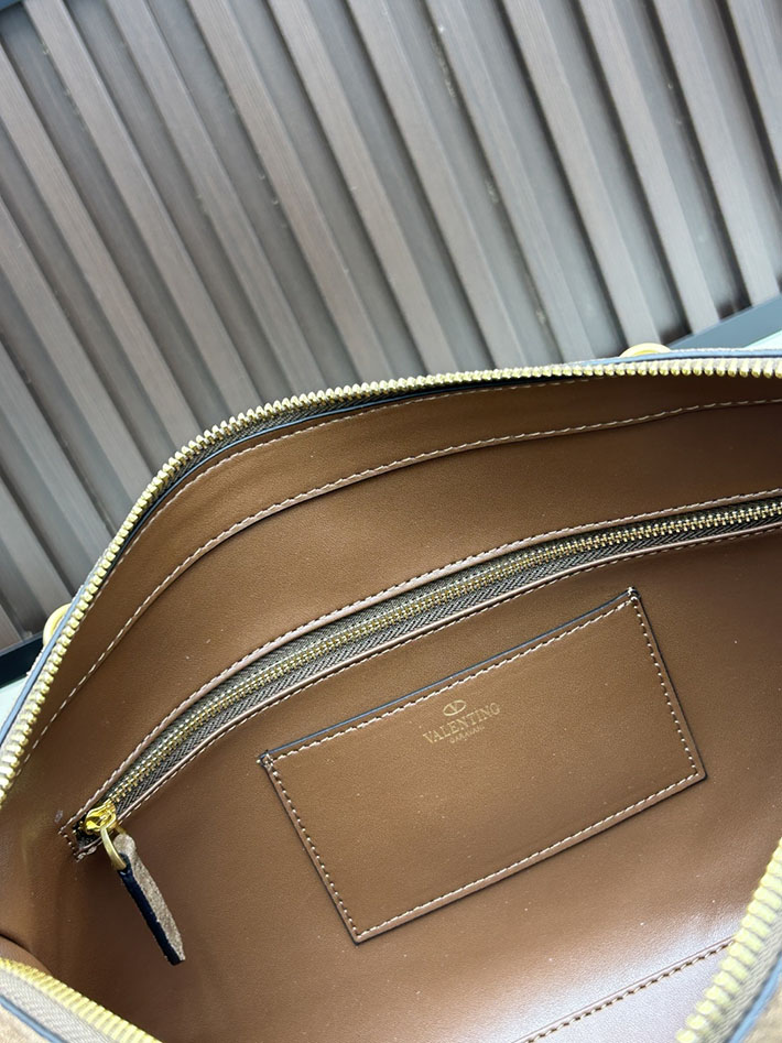 ヴァレンティノ バッグ 人気 VALENTINO ガラヴァーニ パンテア シェブロンパターン ナッパレザー ブラウン 2629210 ヴァレンティノ バッグ セール - 画像 (2)