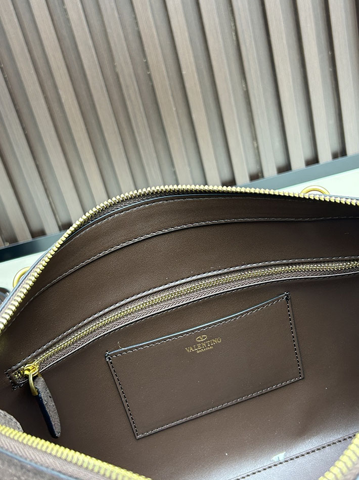 ヴァレンティノ バッグ 人気 VALENTINO ガラヴァーニ パンテア シェブロンパターン ナッパレザー ブラウン 2629211 ヴァレンティノ バッグ レディース - 画像 (8)