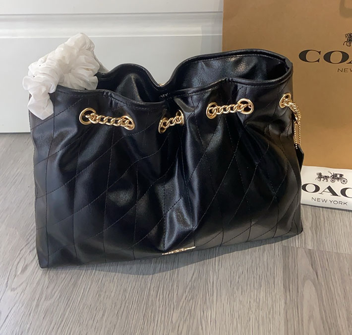 最高級コーチスーパーコピー COACH エヴリン ショルダー バッグ・キルティング ブラック CDR00 IMBLK コーチ バッグ 斜 めがけ 人気 - 画像 (8)