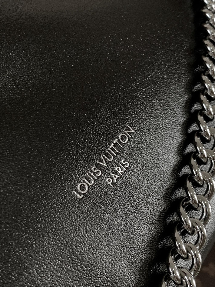 ルイヴィトン販売店舗 リュック Louis Vuitton オフ デューティ バックパック・バイブ ブラック M25522 ルイヴィトン リュック 人気ランキング - 画像 (5)