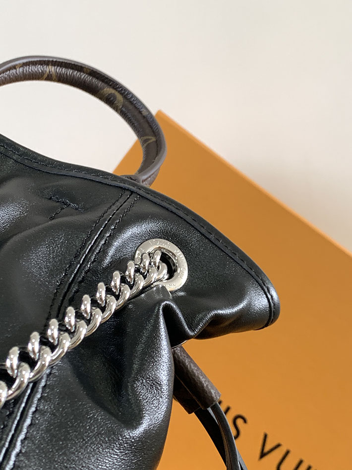 ルイヴィトン販売店舗 リュック Louis Vuitton オフ デューティ バックパック・バイブ ブラック M25522 ルイヴィトン リュック 人気ランキング - 画像 (4)