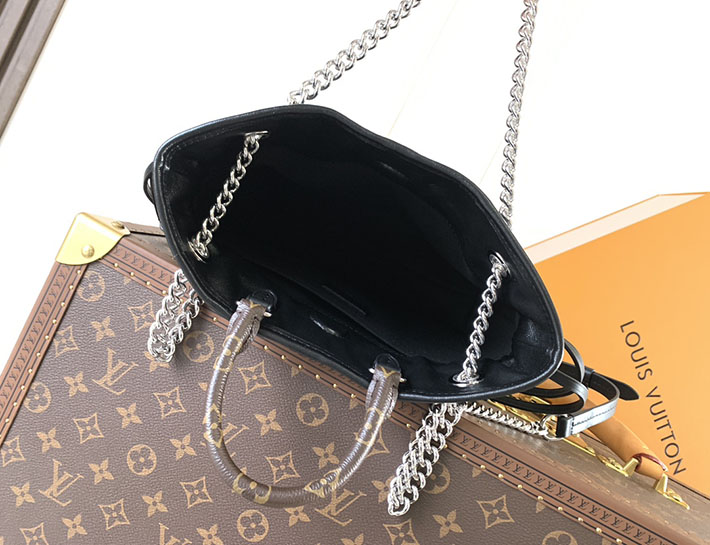 ルイヴィトン販売店舗 リュック Louis Vuitton オフ デューティ バックパック・バイブ ブラック M25522 ルイヴィトン リュック 人気ランキング - 画像 (3)