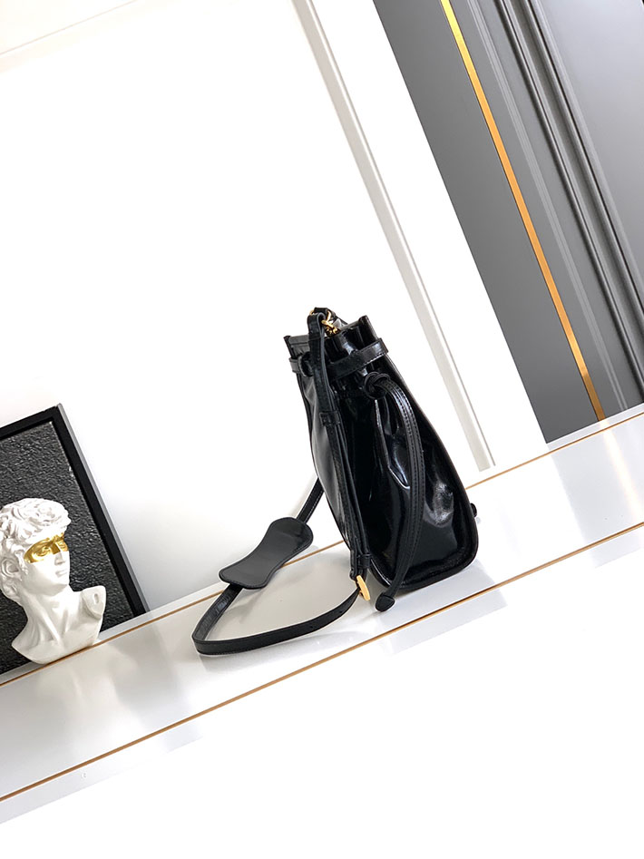 プラダ バッグ レディース PRADA ボニー レザー 三角ロゴ ミニ ショルダーバッグ ブラック 1BH229_2CYR_F0002 プラダ バッグ人気ランキング - 画像 (9)