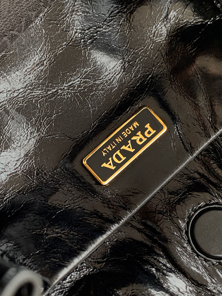 プラダ バッグ レディース PRADA ボニー レザー 三角ロゴ ミニ ショルダーバッグ ブラック 1BH229_2CYR_F0002 プラダ バッグ人気ランキング - 画像 (2)