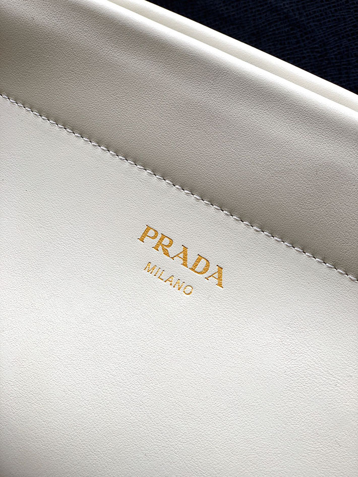 プラダ バッグ レディース PRADA アンシェネ ミディアム レザーバッグ ホワイト 1BC262_2HIA_F0009_V_COO プラダ バッグ アウトレット - 画像 (6)