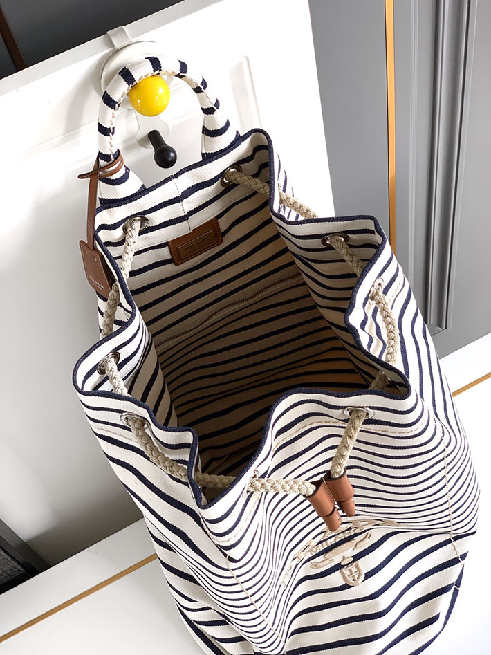 プラダ バッグ レディース PRADA リネンブレンド ドローストリング ダッフルバッグ ホワイト 2VY011_2HJN_F0C56_V_OOO プラダ バッグ ナイロン - 画像 (3)