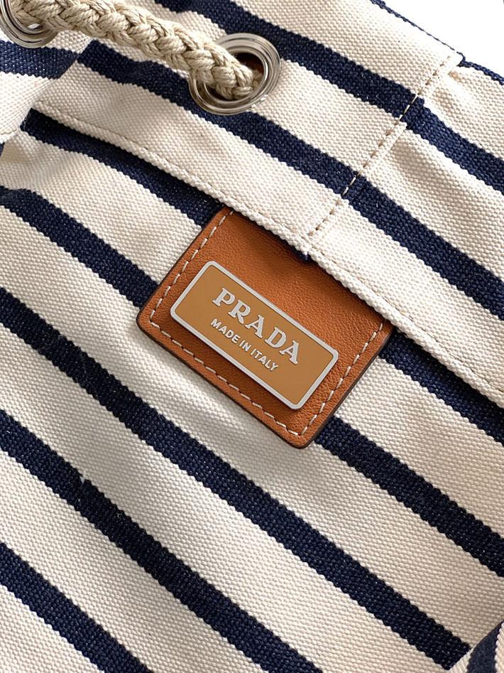 プラダ バッグ レディース PRADA リネンブレンド ドローストリング ダッフルバッグ ホワイト 2VY011_2HJN_F0C56_V_OOO プラダ バッグ ナイロン - 画像 (2)