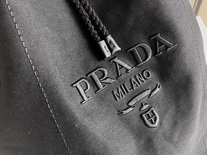 プラダ バッグ レディース PRADA リネンブレンド ドローストリング ダッフルバッグ ブラック 2VY011_2CX9_F0002 プラダ ボストンバッグ アウトレット - 画像 (6)