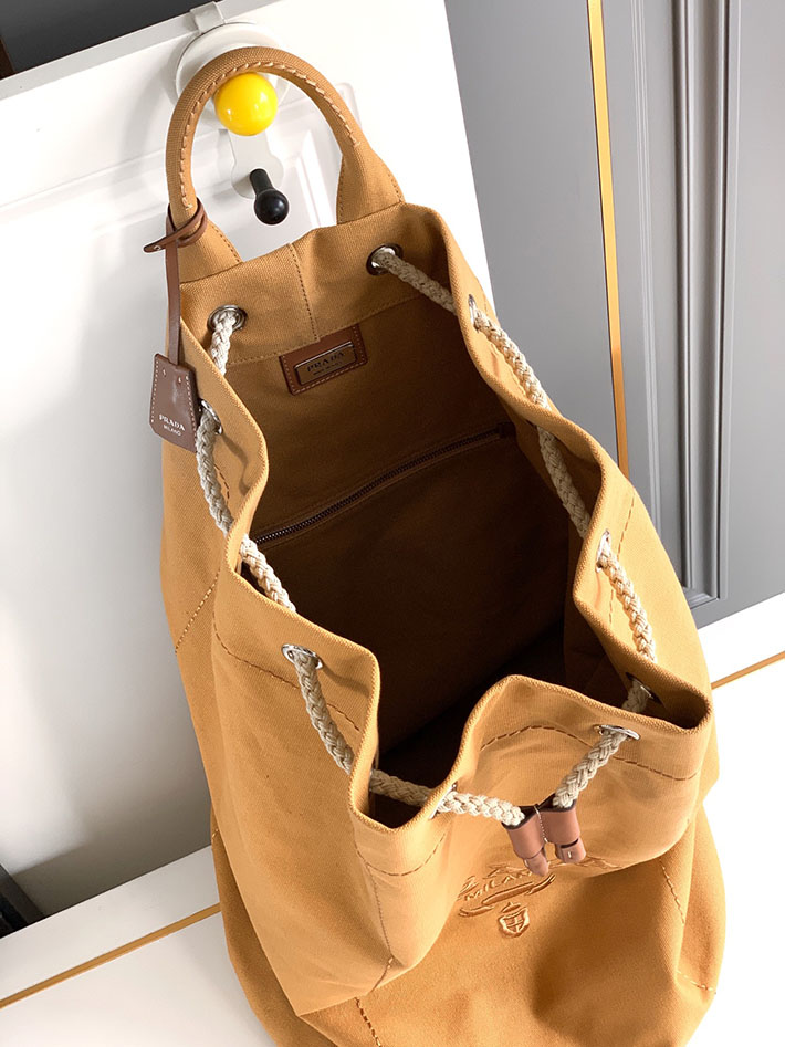 プラダ バッグ レディース PRADA リネンブレンド ドローストリング ダッフルバッグ キャメル 2VY011_2CX9_F03OE PRADA ボストンバッグ ナイロン - 画像 (3)