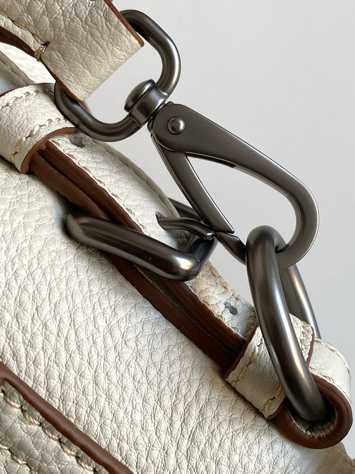 プラダ バッグ レディース PRADA ロゴ ラージ レザー トートバッグ チョークホワイト 1BG604_2HIK_F0K74_V_OOO プラダ トートバッグ レザー - 画像 (4)