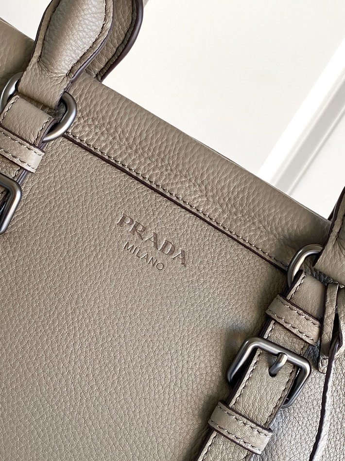 プラダ バッグ レディース PRADA ロゴ ラージ レザー トートバッグ クレイグレー 1BG604_2HIK_F0572_V_OOO プラダ トートバッグ レディース - 画像 (6)