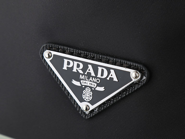 プラダ バッグ レディース PRADA ナイロン Re-Nylon ポーチ ブラック 1NS369_R067_F0002 プラダ ポーチ ショルダー - 画像 (6)