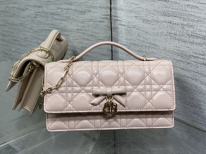 ディオール バッグ 人気 Dior My Dior ミニバッグ カナージュ ラムスキン ピンク S0984OUQA_M19N ディオール バッグ ピンク - 画像 (9)
