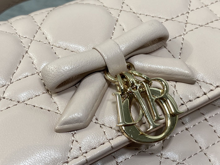 ディオール バッグ 人気 Dior My Dior ミニバッグ カナージュ ラムスキン ピンク S0984OUQA_M19N ディオール バッグ ピンク - 画像 (8)