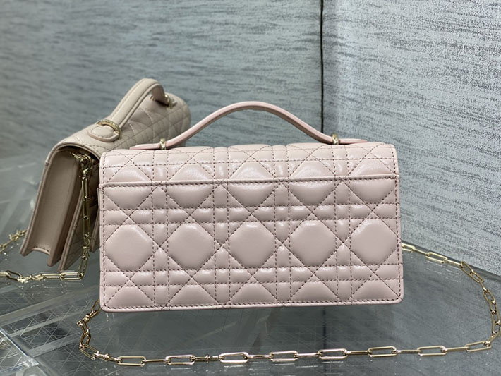 ディオール バッグ 人気 Dior My Dior ミニバッグ カナージュ ラムスキン ピンク S0984OUQA_M19N ディオール バッグ ピンク - 画像 (7)