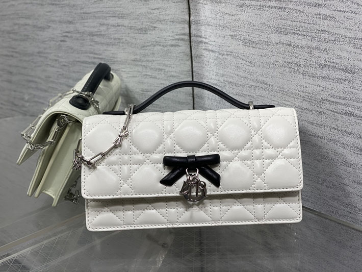 ディオール バッグ 人気 Dior My Dior ミニバッグ カナージュ ラムスキン ホワイト S0984OUQA_M030 ディオール バッグ アウトレット - 画像 (9)