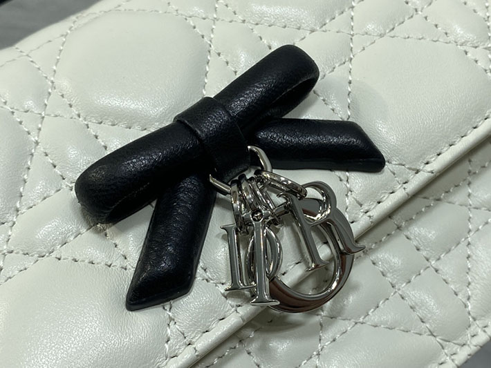 ディオール バッグ 人気 Dior My Dior ミニバッグ カナージュ ラムスキン ホワイト S0984OUQA_M030 ディオール バッグ アウトレット - 画像 (8)