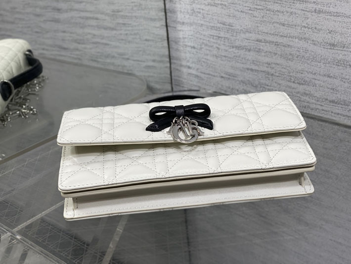 ディオール バッグ 人気 Dior My Dior ミニバッグ カナージュ ラムスキン ホワイト S0984OUQA_M030 ディオール バッグ アウトレット - 画像 (4)