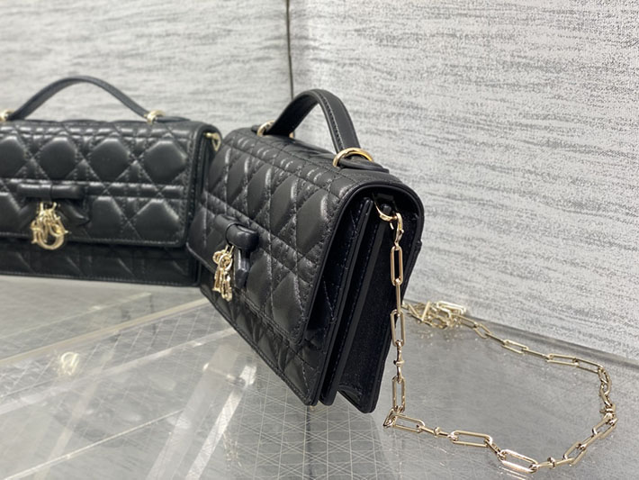 ディオール バッグ 人気 Dior My Dior ミニバッグ カナージュ ラムスキン ブラック S0984OUQA_M900 ディオール バッグ 人気ランキング - 画像 (5)