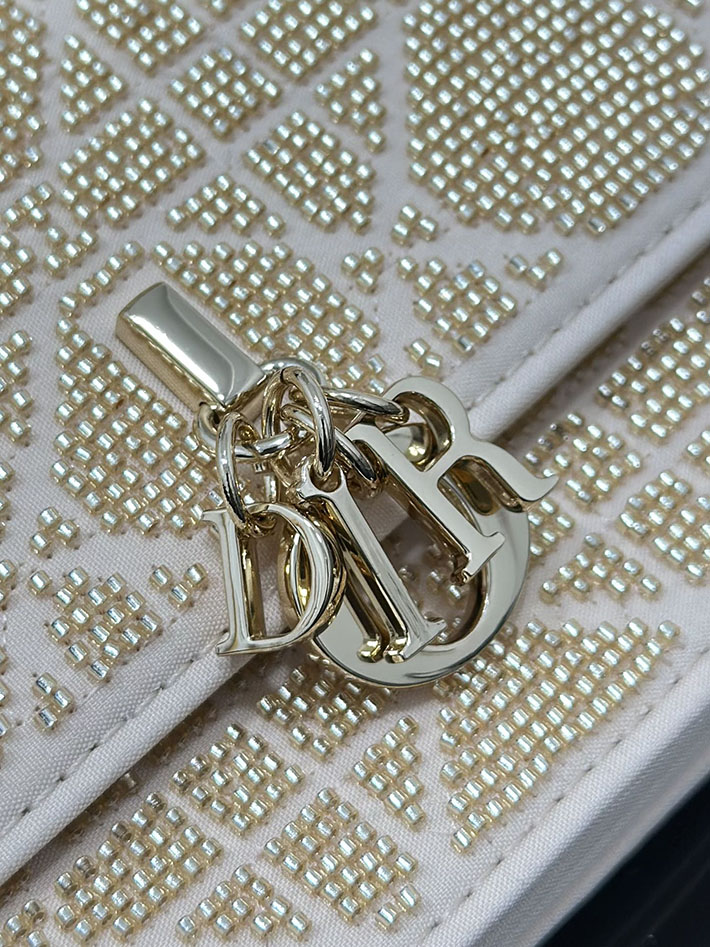 ディオール バッグ 人気 Dior ミスディオールミニ・カナージュ エンブロイダリー ベージュ S0980OIBE_M52U ディオール バッグ ショルダー - 画像 (5)