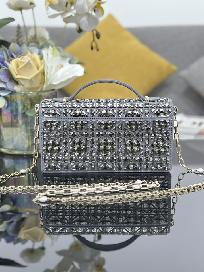 ディオール バッグ 人気 Dior ミスディオールミニ・カナージュ エンブロイダリー ブルー S0980OIBE_M31L ディオール バッグ レディース - 画像 (9)