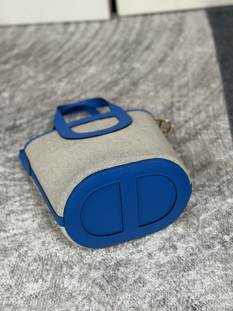 エルメス ハンドバッグ イン・ザ・ループ ブルーフリーダ トワルアッシュ/スイフト ゴールド金具 2630328 エルメス インザ ループ 使い勝手 - 画像 (2)